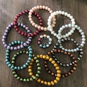 Set of Honora pearl stretch bracelets and studs